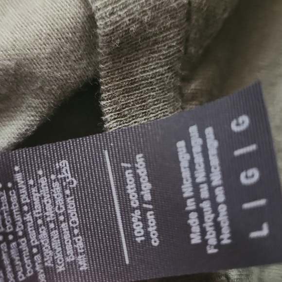 Screaming Sasquatch Gear - Short Sleeve Tee - Size Large - Picture 4 of 4